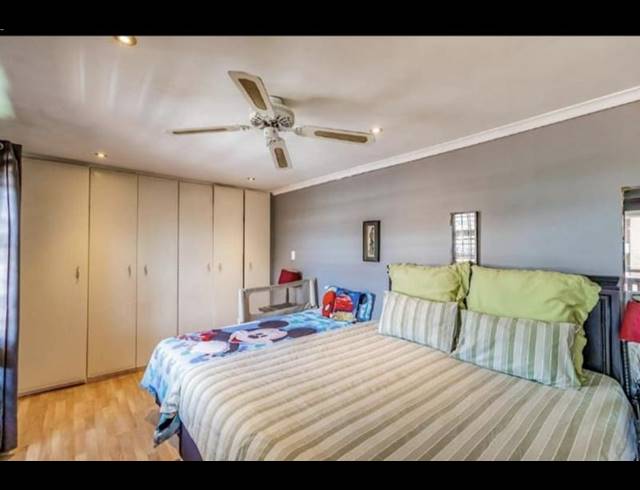 4 BEDROOM HOUSE FOR SALE IN GLENWOOD